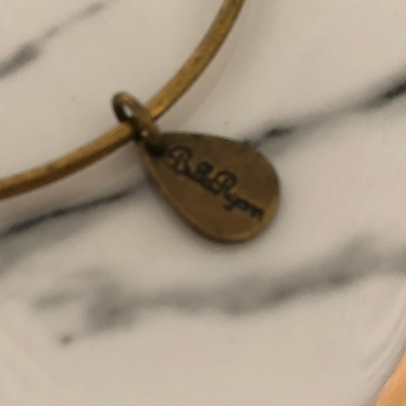 Bella Ryann Expandable Charm Bracelet Gold - Picture 3 of 4